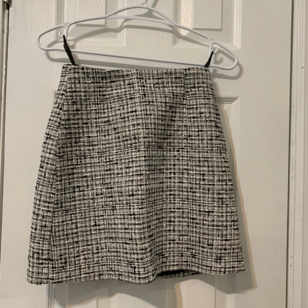 Aritzia Tweed New Classic Mini Skirt